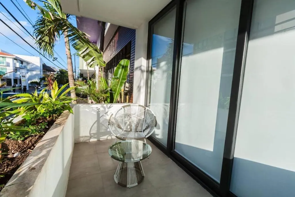 The City Condos By Menesse Playa del Carmen Pensjonat