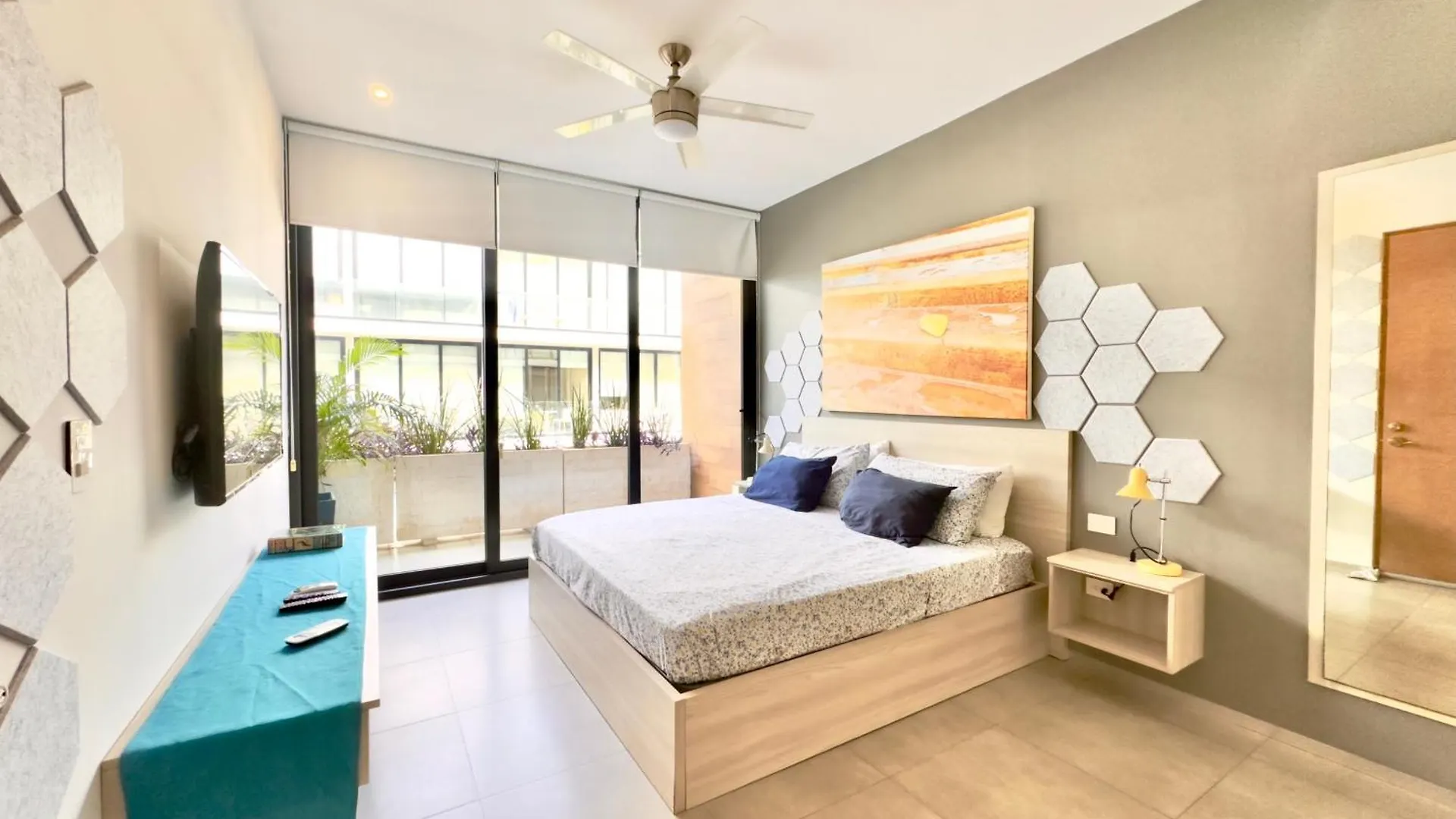 The City Condos By Menesse Playa del Carmen